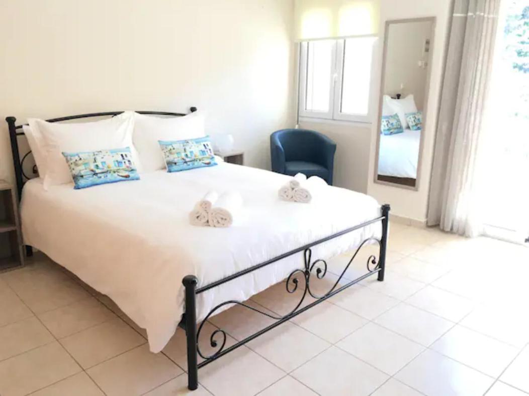 Koumpe Blue Sea View Apartment Ретимно Экстерьер фото
