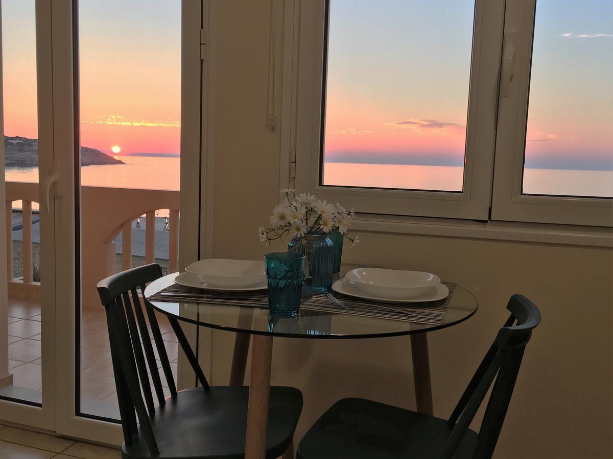 Koumpe Blue Sea View Apartment Ретимно Экстерьер фото